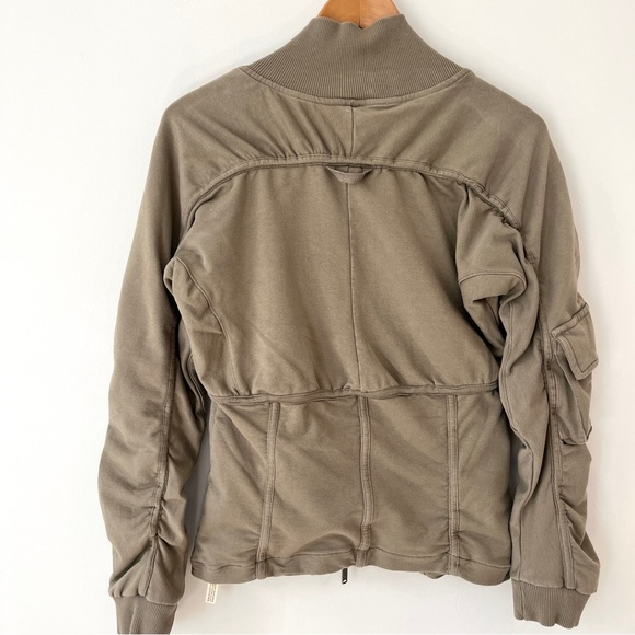 Free People Movement Foundation Ruched Seam Full Zip Jacket Womens Large - Picture 8 of 13